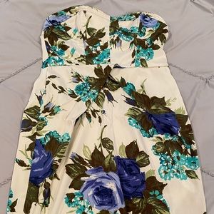 Women’s silk strapless dress